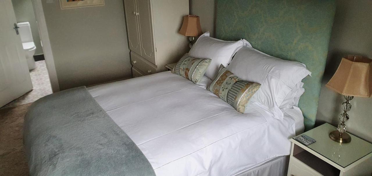 Grove Bed & Breakfast 콜레인 외부 사진